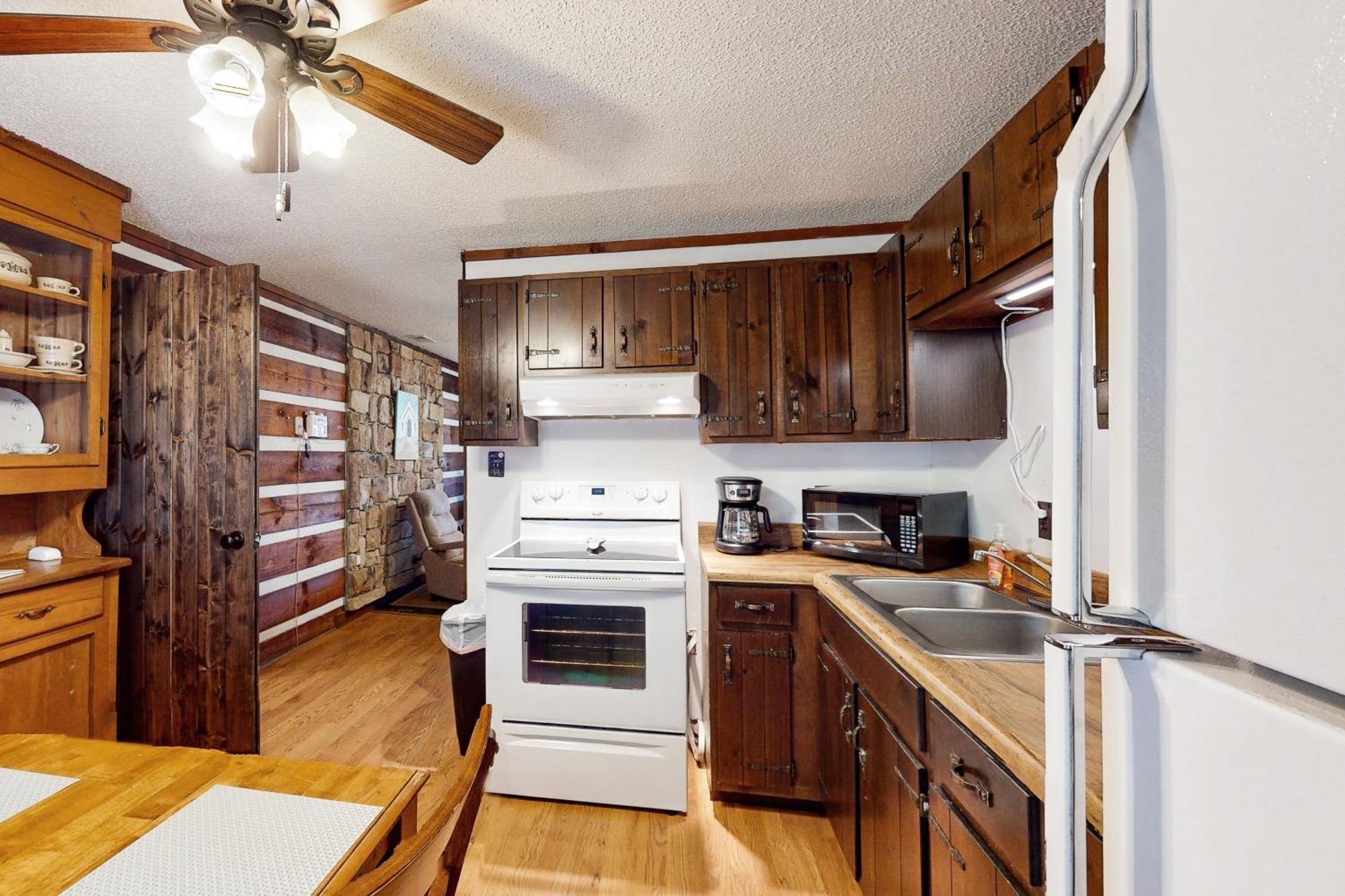 2 Bed 2 Bath Vacation Home In Whittier II Экстерьер фото