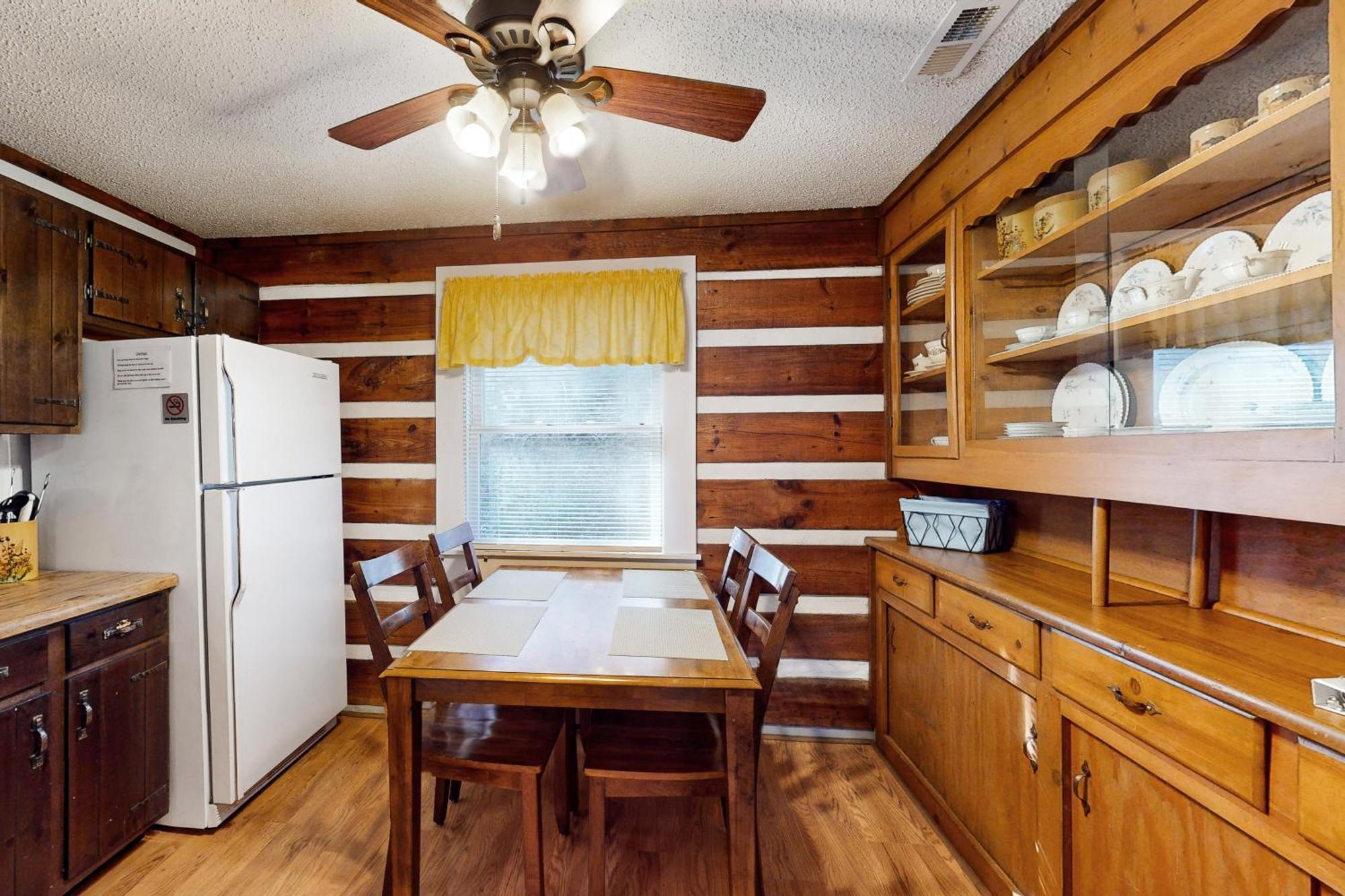 2 Bed 2 Bath Vacation Home In Whittier II Экстерьер фото