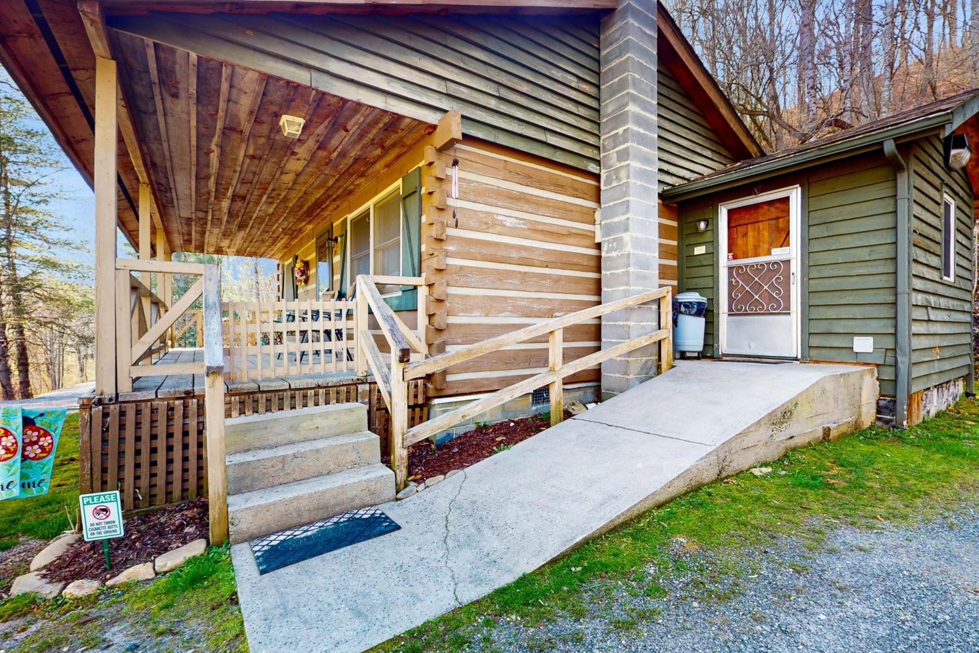 2 Bed 2 Bath Vacation Home In Whittier II Экстерьер фото